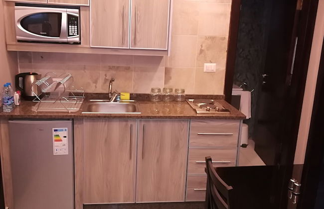 Shams al weibdeh hotel apartment - Photo 20