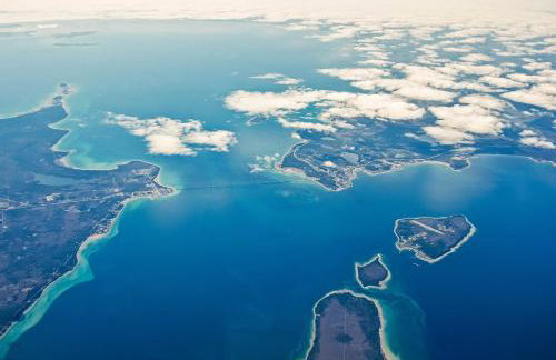 Mackinac Island Cabin Steps to Ferry Sleeps 12 - Foto 32