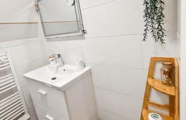 Appartement rénové, lumineux au centre de Vic - Foto 10