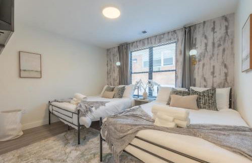 Opulence in Olive 4 bedrooms, 4 baths with 10 beds, Park 2 cars FREE - Foto 24