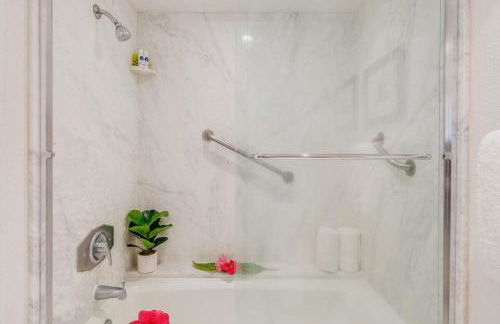 Whaler 712 - Photo 28