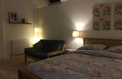 Rosehips at Kerensa, Naburn - Foto 8