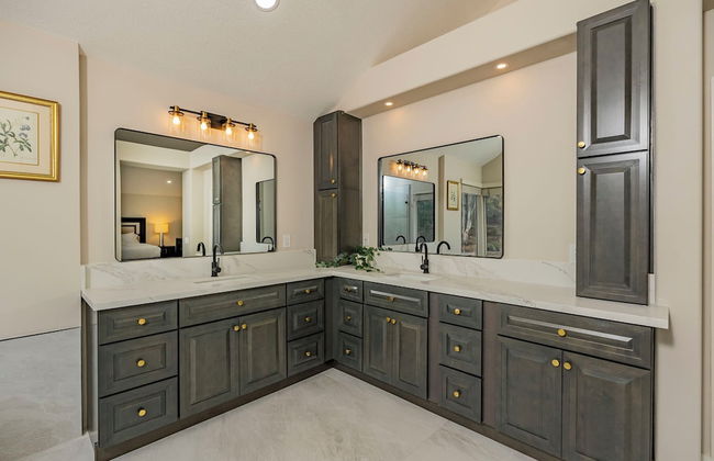 Newly Remodeled Suburban House - Foto 41