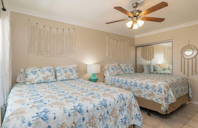 Walk to Beach From Beautiful one Bedroom Condo! - Foto 3