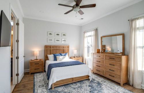 Boat-Ready Location! Airy Greenwood Family Cottage - Foto 12