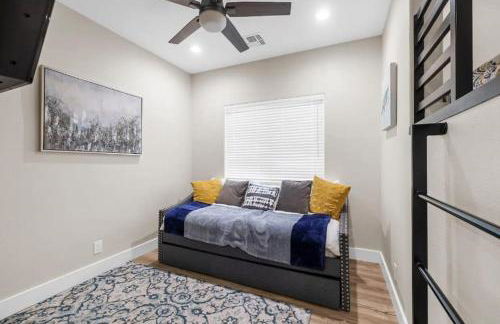 Chateau Bleu, Canal front Stunner - Foto 10