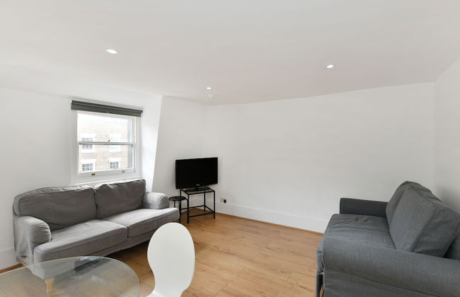 Bond Street Apartments - Photo 16