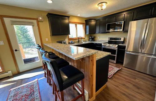 New Property! Updated 3 bed 3 bath condo with mountain ski slope views in Bretton Woods - Foto 6