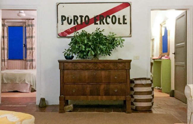 Porto Ercole Tuscany Coast Classic Charm in Fabulous 18th c Farmhouse now Chic Designer Villa w P - Photo 17