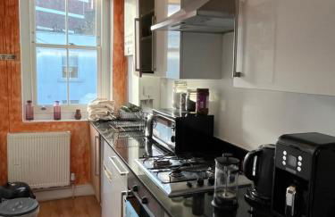 Cosy Camden 1 Bedroom Terrace Apartment - Foto 19