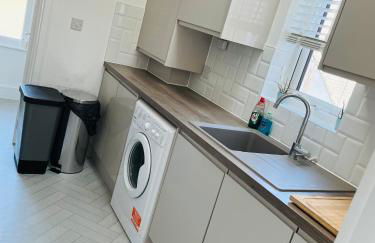 Castle view Rochester - Photo 2