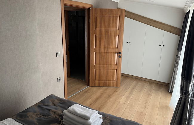 H&L Suites - Photo 10