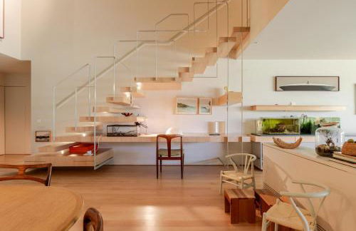 Grand Villa w/ Pool, Garden & Garage by HostWise - Foto 31