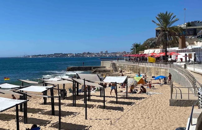 Coastal Comfort: Apartment Retreat By The Sea - Photo 13