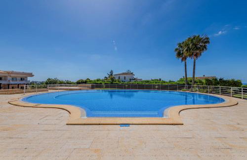 Amazing View With Pool - Photo 43