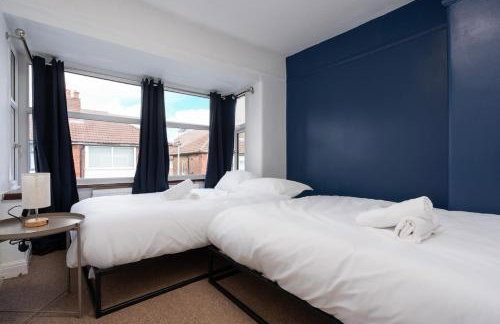 Comfy 3BR Home - Pool Table - Games - Sleeps 8 - Foto 5