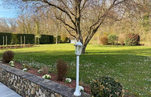 Quite House - Photo 8