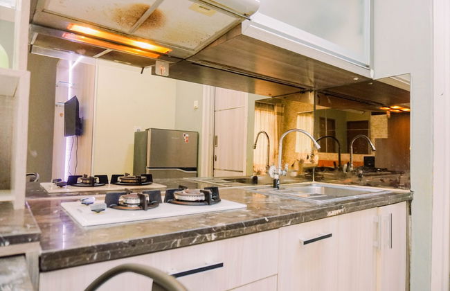 Fancy And Nice 2Br At Gading Greenhill Apartment - Photo 8