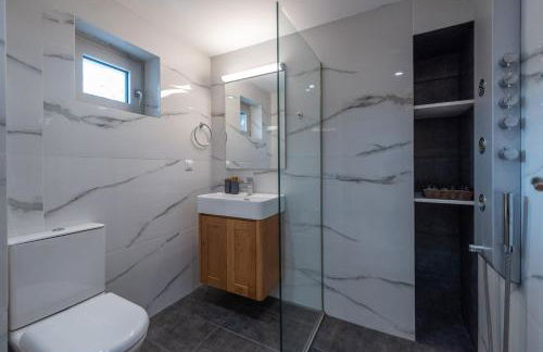 Villa OliveMillstone - Photo 28