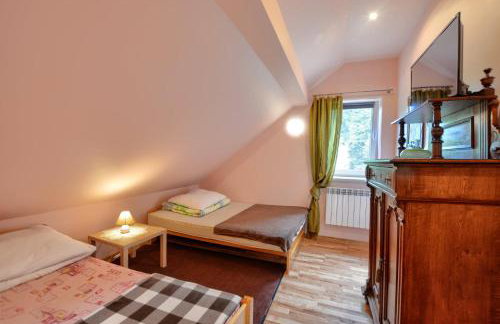 Ropuszy Dwór - Foto 36