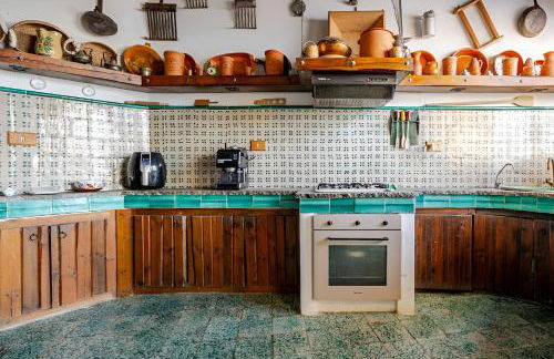 Alle due Torri, villa sulla roccia a picco sul mare - Foto 28