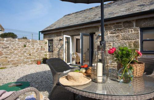 The Rest House - Photo 16