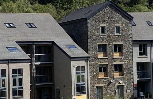 River Vista Retreat - Luxury duplex Apt - Views - Parking - Cycle storage - Spa access option - Foto 59