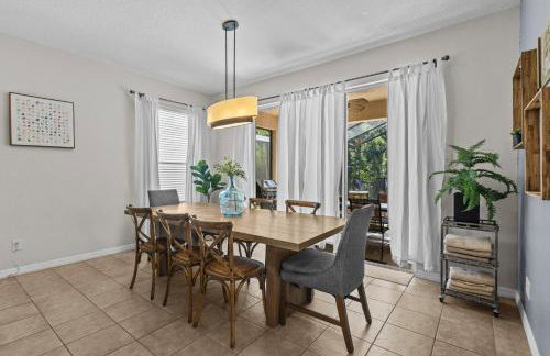 Family Nest 4-Bedroom Home Near Disney World - Photo 36