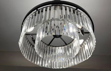 Modern Comfort in Historic East Baltimore Stylish 3BR Row Home - Photo 5