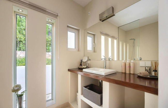 Tranquil Villa With Private Pool - Foto 19