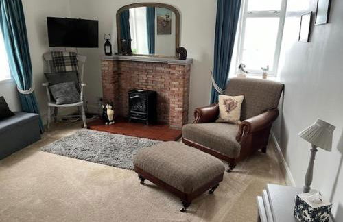 Seaside Cottage Retreat in Peterhead - Photo 4