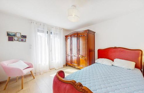 4 Bedroom Amazing Home In Sanilhac - Foto 6