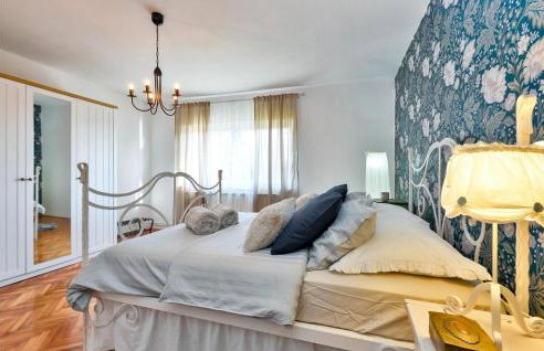 3 Bedroom Cozy Home In Gornje Plavnice - Foto 46