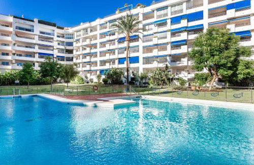 by RIVA - Chic, Contemporary Studio in Puerto Banus Gardens - Foto 12