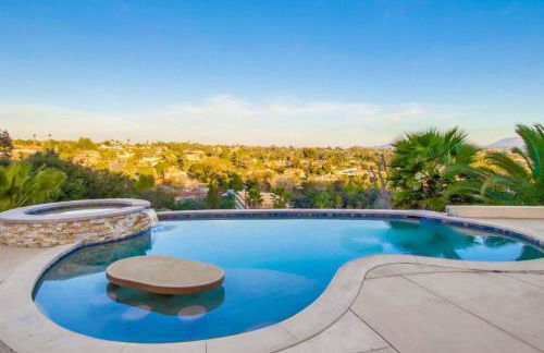 Villa Andalusia 6BR 5BA Luxury Jacuzzi Views and Games - Foto 1