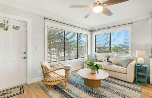 Sailfish Suites 7 - Waterfront Lodging - Photo 4