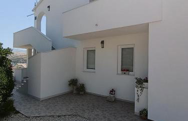 Apartments Višnja - Photo 4