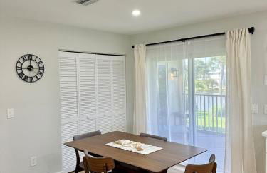 Tranquil Lakeview Home w Porch Bokeelia Retreat - Foto 18