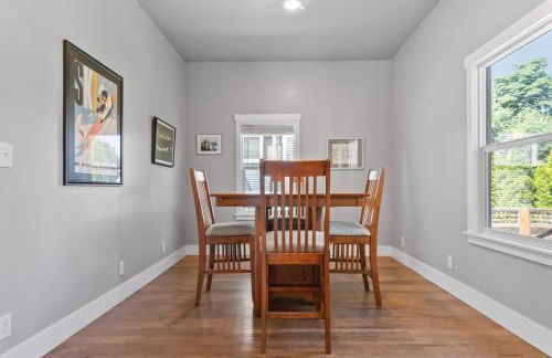 South Perry Dist Fenced Yard & Hot tub - Foto 21