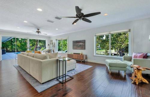 Waterfront Oasis w/ Pool Minutes to Downtown! - Foto 34