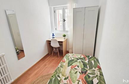 Apartamento con 4 habitaciones recien renovado - Foto 17