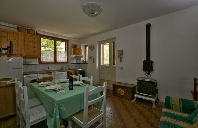 Villa in Sassetta With Private Botanical Garden - Photo 10