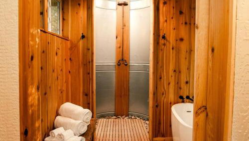 Luxury Yurt Rental near Austin for Glamping in Texas - Foto 3