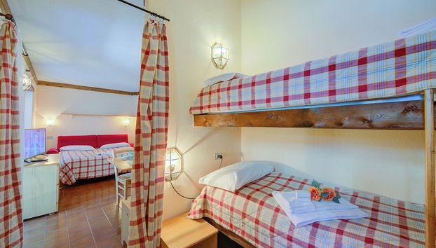 Abeti A2-17 few min From ski - Foto 2, Habitación