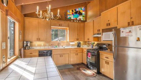 Mahogany by AvantStay Snowbird Cabin w Full Chamberlands Access - Foto 4, Other