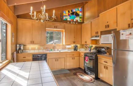 Mahogany by AvantStay Snowbird Cabin w Full Chamberlands Access - Foto 5