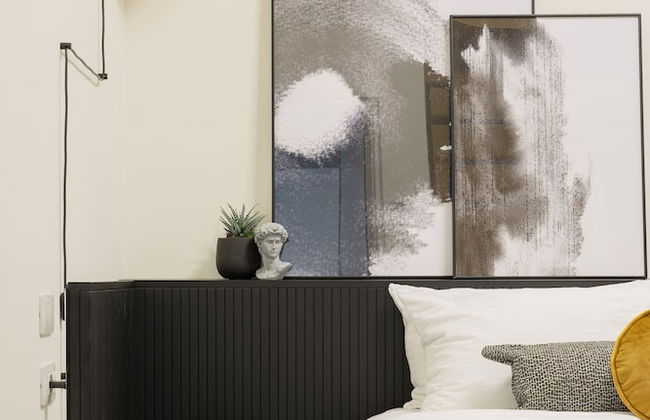 Mr. Louis - By TLV2GO - Photo 12