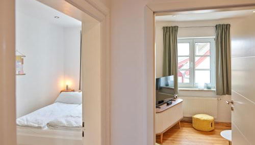 Große stilvolle Altbauwohnung im Herzen von Passau bis 6 Personen - Foto 2