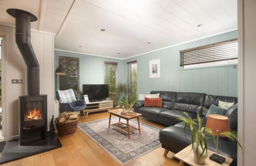 Blackbird Lodge, Strawberryfield Park - Free Parking, Hot tub, pets allowed - Photo 12