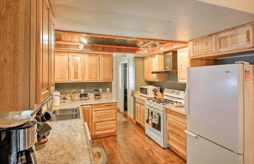 Quaint Priest Lake Cabin with Patio Less Than 1 Mi to Lake! - Foto 7